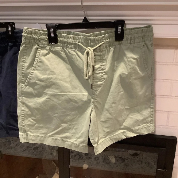 #74 Aeropostale Set of 2 Pull on Chino Shorts Men’s Size Medium - Picture 2 of 9